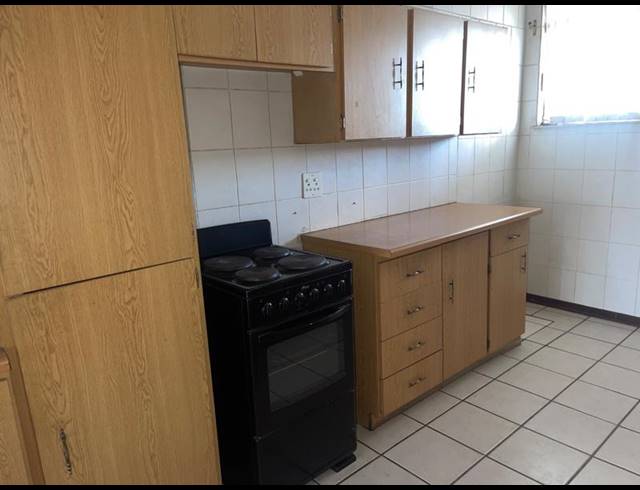 2 BEDROOM PROPERTY TO RENT IN VANDERBIJLPARK SW 5